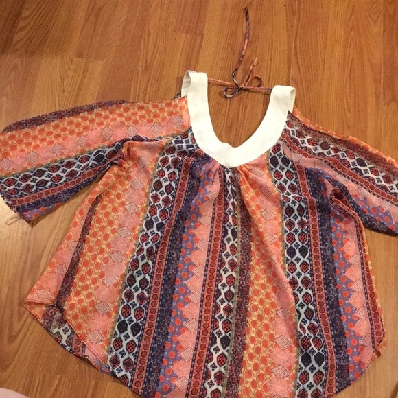 No Boundaries Shirt size 2XL (AK) - Picture 3 of 4